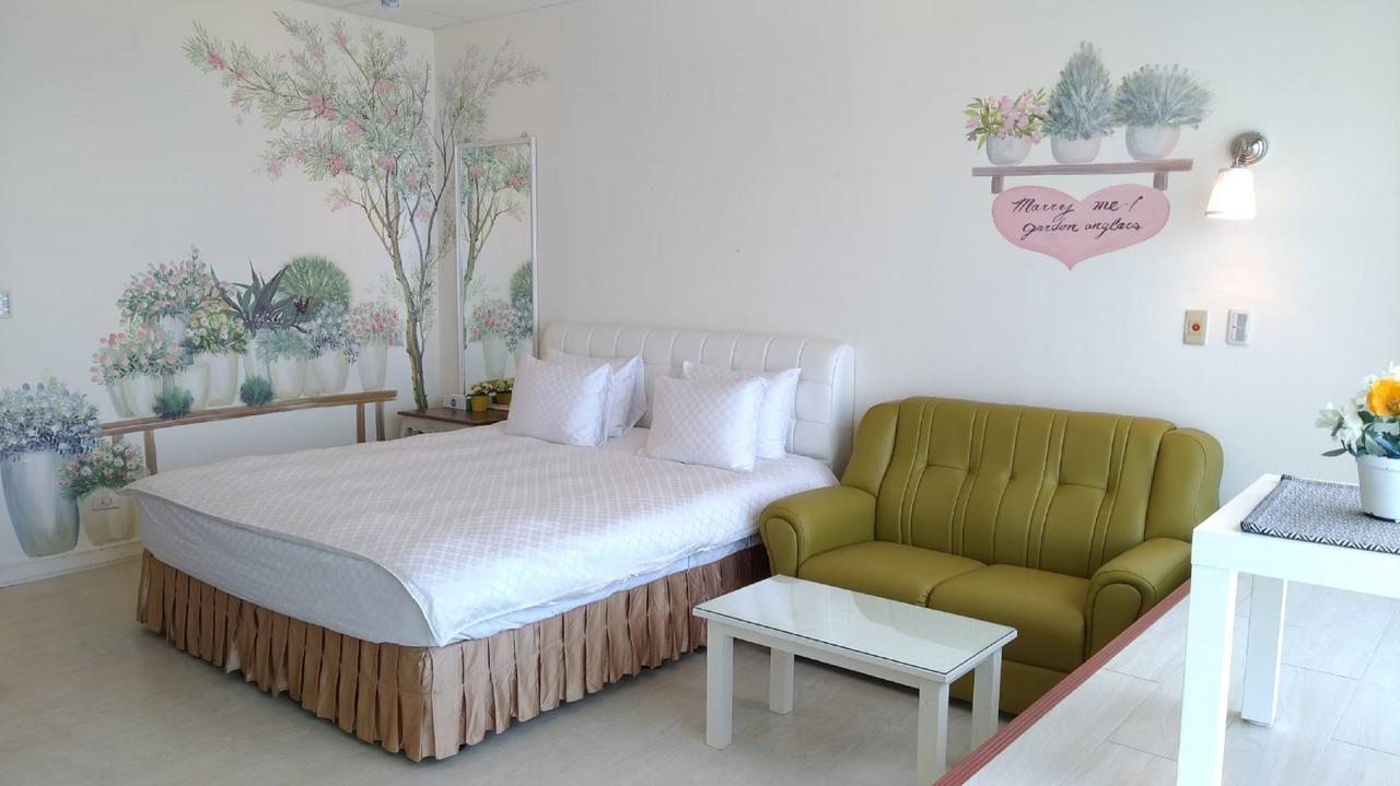 85 Eagle Hotel Kaohsiung Luaran gambar