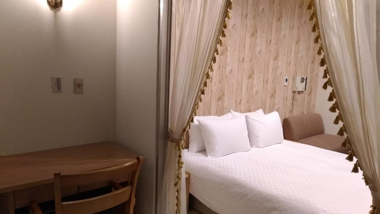 85 Eagle Hotel Kaohsiung Luaran gambar