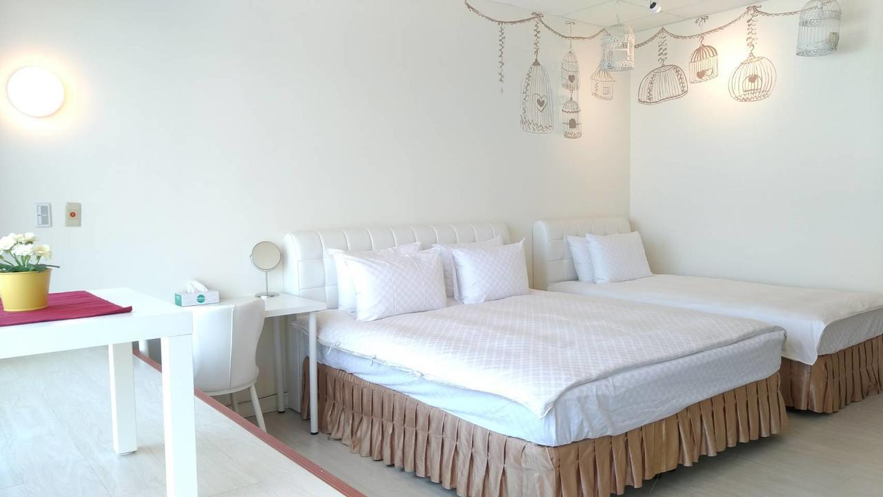 85 Eagle Hotel Kaohsiung Luaran gambar