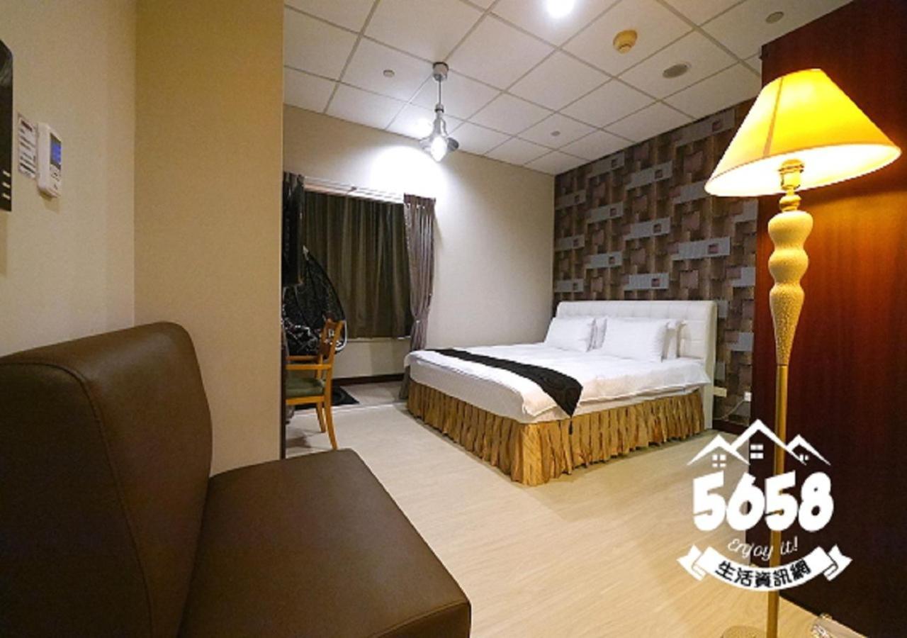 85 Eagle Hotel Kaohsiung Luaran gambar