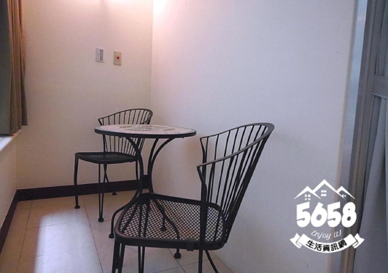 85 Eagle Hotel Kaohsiung Luaran gambar